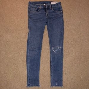 RAG & BONE Size 25 Light Wash Jeans
